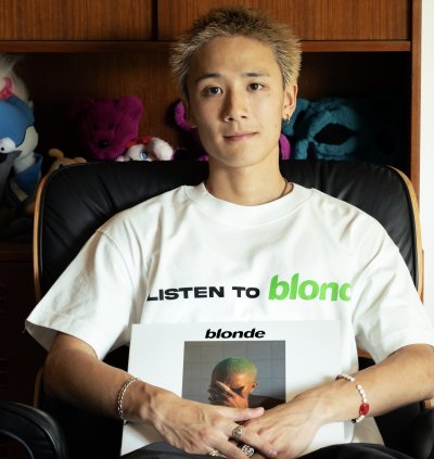 BLOND TEE