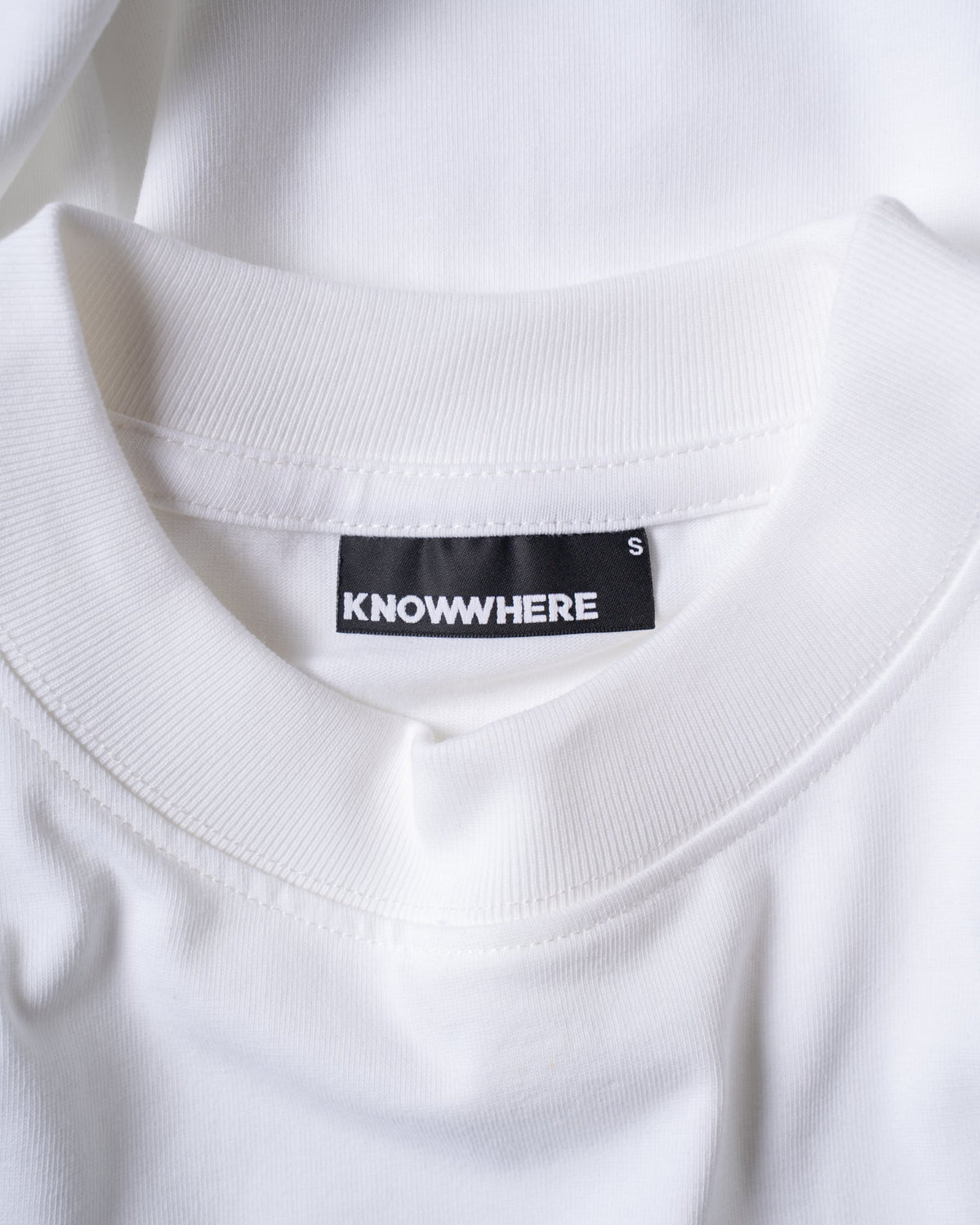 WHITE CHECKMATE BOX LOGO TEES