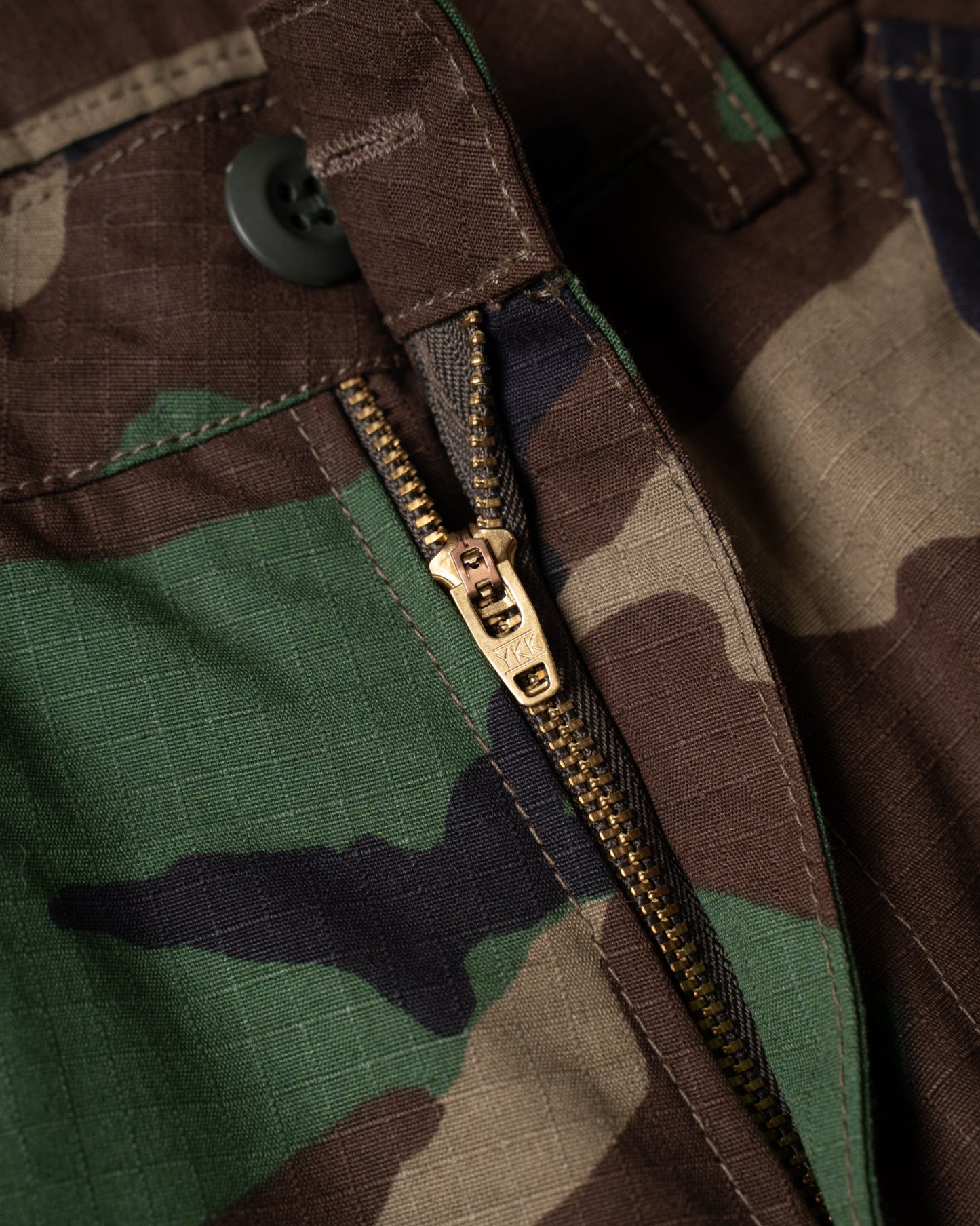 No.88 CAMO SHORT