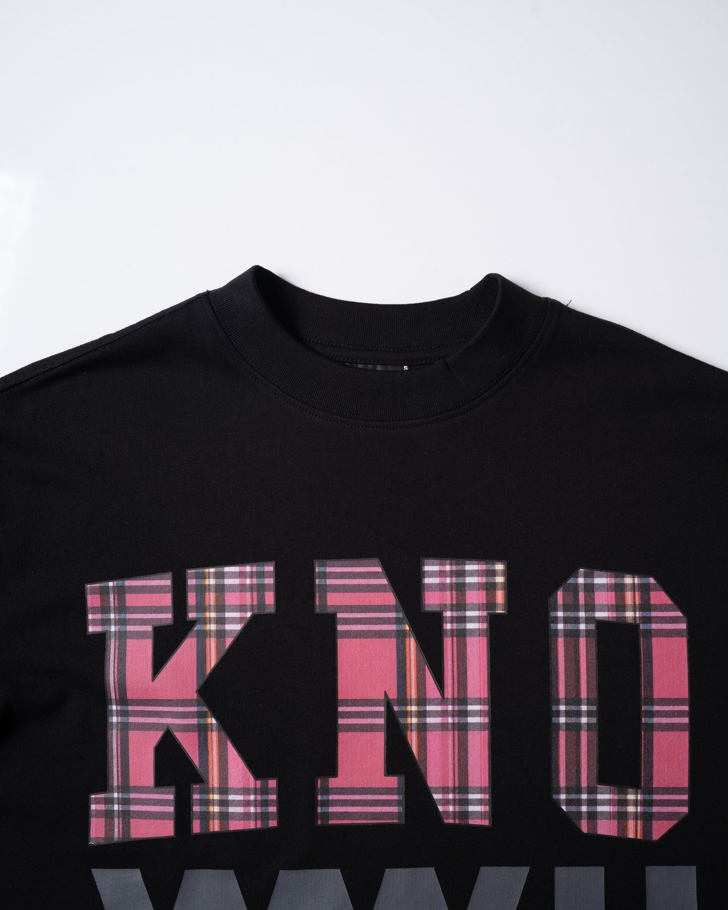 BLACK CHECKMATE BOX LOGO TEES