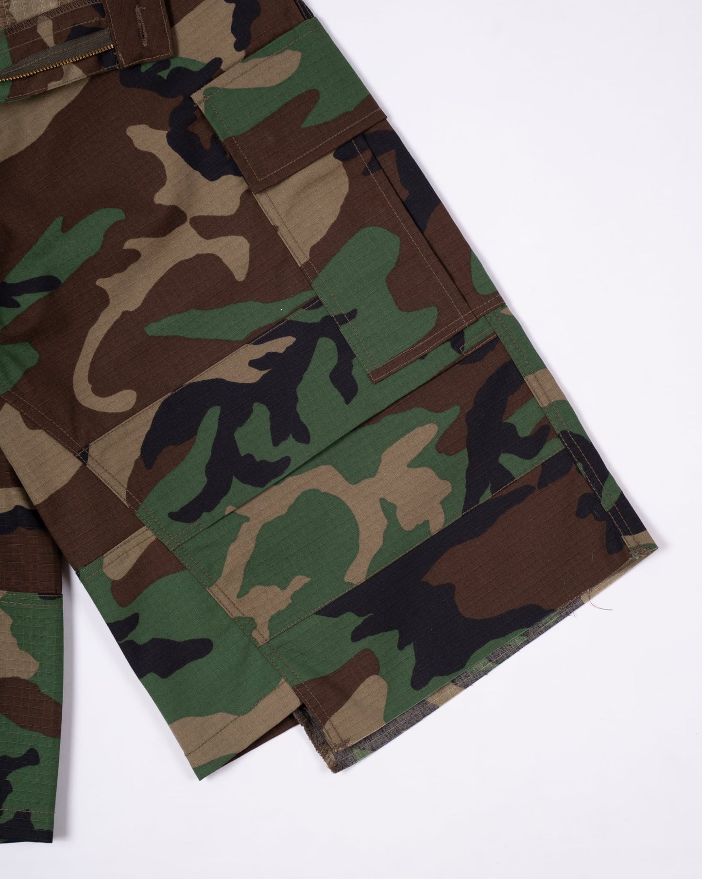 No.88 CAMO SHORT